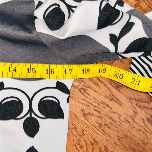 New Directions Tunic Top - Picture 10 of 10